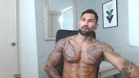 Snapshot of rogers_p chatting on October 31, 2025, 2:07 pm Rogers online show from October 31, 2025, 2:07 pm