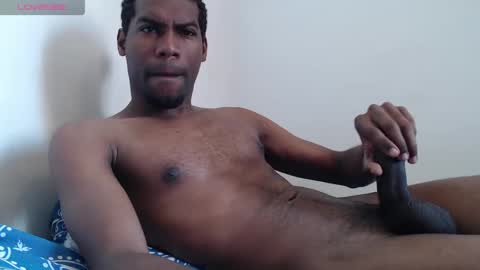 Snapshot of rohtt_higgs chatting on January 22, 2025, 3:29 pm Rohtt Higgs online show from January 22, 2025, 3:29 pm