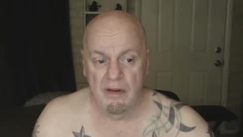 roinaz online show from February 11, 2025, 7:44 am