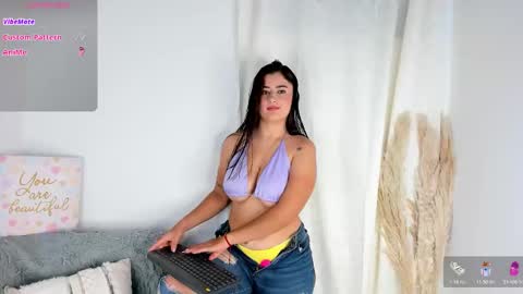 rojita30 online show from June 10, 2026, 12:33 am
