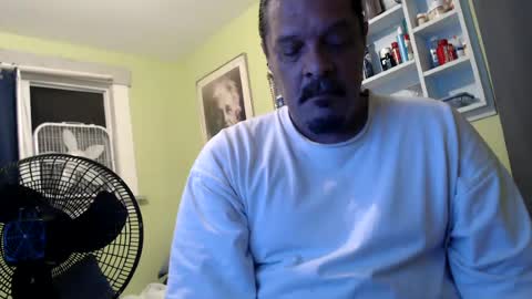 Snapshot of roland42013594300 chatting on August 9, 2026, 5:34 am roland42013594300 online show from August 9, 2026, 5:34 am