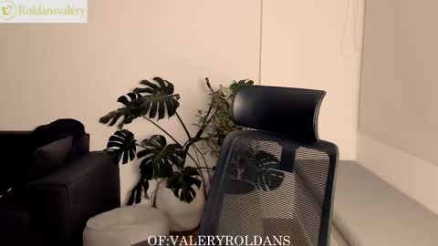 Valery Roldans online show from February 27, 2025, 2:21 am