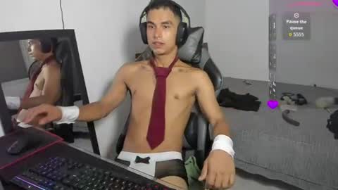 rolito18cm online show from July 30, 2026, 2:43 am