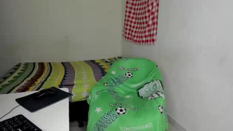 rolling_05 online show from March 15, 2026, 4:07 am