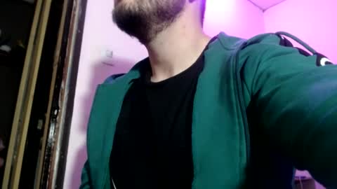roloembajador001 online show from February 10, 2025, 4:52 am