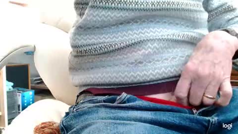 rolydawe online show from May 13, 2026, 9:50 am