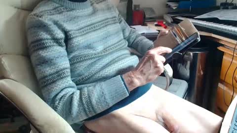rolydawe online show from May 20, 2026, 1:28 pm