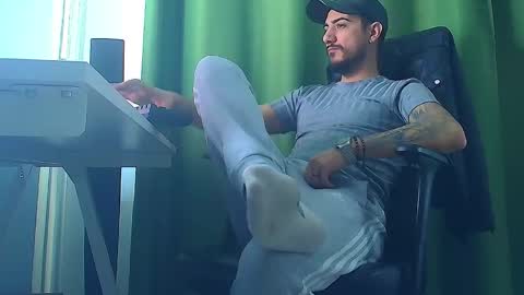 Snapshot of romaniamaster1 chatting on January 13, 2026, 6:51 am romaniamaster1 online show from January 13, 2026, 6:51 am