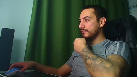 Snapshot of romaniamaster1 chatting on January 19, 2026, 7:12 am romaniamaster1 online show from January 19, 2026, 7:12 am