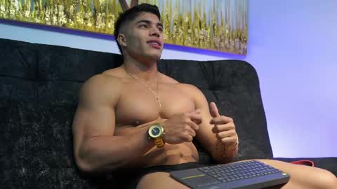 romano_kentt12 online show from April 25, 2026, 2:36 am