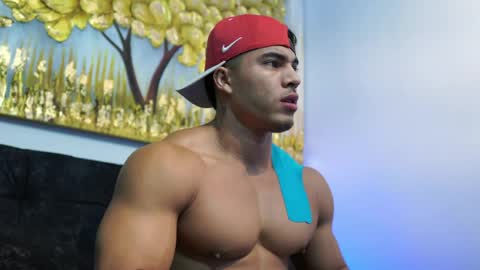 romano_kentt12 online show from May 11, 2026, 3:45 am