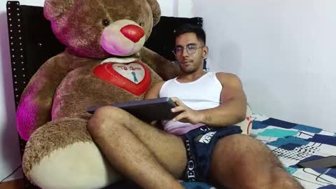 Roman online show from March 12, 2025, 7:59 pm