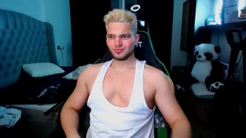 Snapshot of romantic_twunk chatting on November 1, 2025, 4:20 pm romantic_twunk online show from November 1, 2025, 4:20 pm