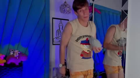 Snapshot of romeo_ricci1 chatting on December 24, 2024, 3:05 pm Romeo Ricci online show from December 24, 2024, 3:05 pm