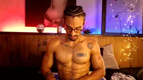 R O M E O  online show from February 12, 2026, 6:41 am