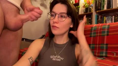 Romeo and Kate online show from December 3, 2025, 9:51 am