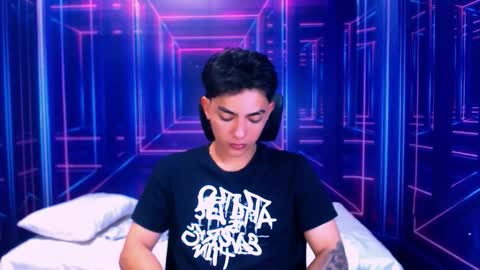 Romeo online show from October 28, 2025, 7:16 pm