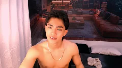 Romeo online show from November 25, 2025, 4:01 am