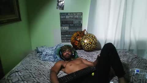 romeotyn online show from September 20, 2025, 9:16 pm