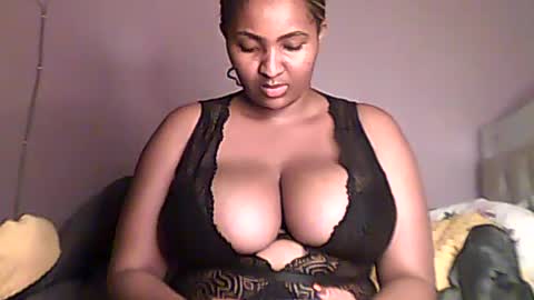 Snapshot of romina_26 chatting on June 27, 2026, 4:01 pm Romina 26 online show from June 27, 2026, 4:01 pm