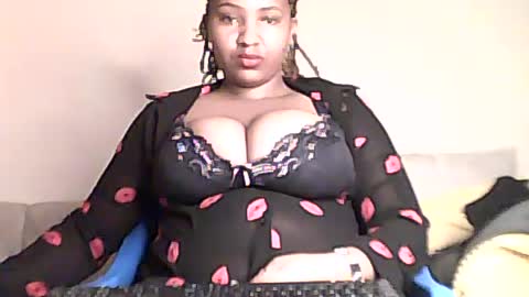 Snapshot of romina_26 chatting on July 14, 2026, 2:05 am Romina 26 online show from July 14, 2026, 2:05 am