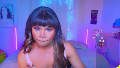 Snapshot of romirousexx chatting on September 18, 2025, 5:53 am Romi Rouse online show from September 18, 2025, 5:53 am