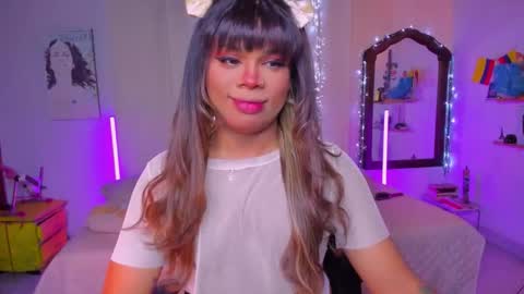 Snapshot of romirousexx chatting on October 24, 2025, 4:09 am Romi Rouse online show from October 24, 2025, 4:09 am