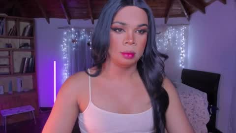 Snapshot of romirousexx chatting on March 17, 2026, 4:39 am Romi Rouse online show from March 17, 2026, 4:39 am