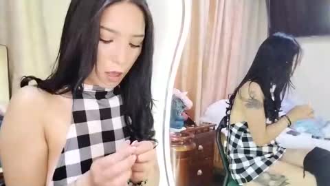 Snapshot of ronny_m_12 chatting on October 7, 2025, 7:55 pm andrea online show from October 7, 2025, 7:55 pm