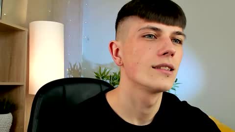 Snapshot of rony_winston chatting on March 10, 2026, 6:46 pm Rony online show from March 10, 2026, 6:46 pm