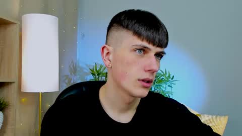 Snapshot of rony_winston chatting on March 11, 2026, 7:42 pm Rony online show from March 11, 2026, 7:42 pm