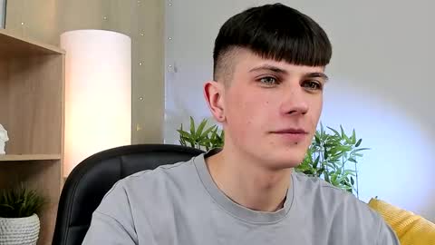 Snapshot of rony_winston chatting on March 17, 2026, 9:07 pm Rony online show from March 17, 2026, 9:07 pm