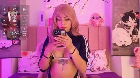 Snapshot of roose_eva chatting on May 18, 2026, 2:56 pm roose eva online show from May 18, 2026, 2:56 pm