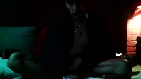 Snapshot of rootbott chatting on November 16, 2025, 7:36 am rootbott online show from November 16, 2025, 7:36 am