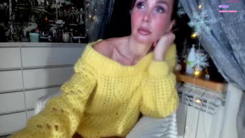 Aurora online show from December 22, 2025, 11:02 pm