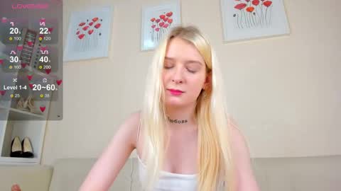 Rosa online show from March 9, 2025, 9:46 pm