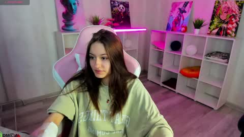 Viola online show from May 12, 2026, 8:44 am