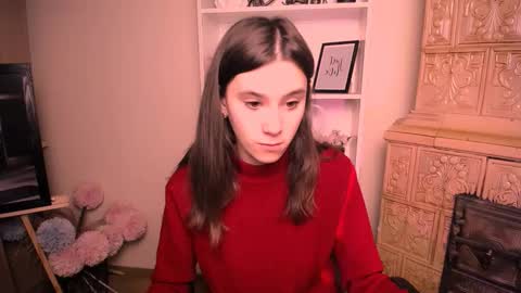 Snapshot of rosalais_ chatting on March 3, 2026, 7:14 am Rose online show from March 3, 2026, 7:14 am