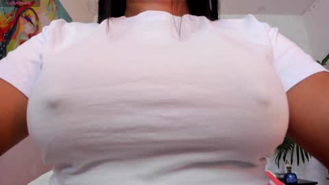 ROSALIA insta rosalia 10hoot online show from December 27, 2024, 10:16 pm