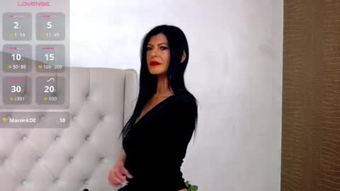 Snapshot of rosalienorman chatting on October 13, 2025, 12:49 pm Rosalie online show from October 13, 2025, 12:49 pm