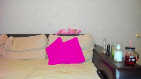 rosalina1690 online show from January 25, 2025, 4:13 am