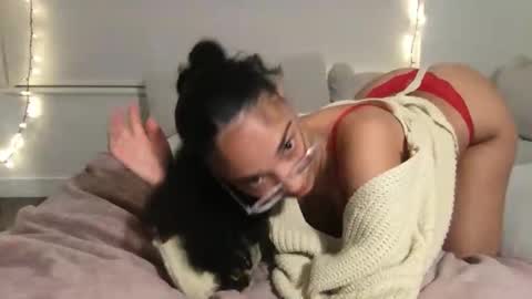 Rosalina online show from February 9, 2026, 5:22 am