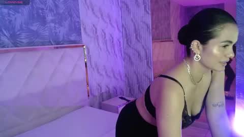Snapshot of rosalind_tay chatting on May 15, 2026, 3:02 am ROSALIN online show from May 15, 2026, 3:02 am