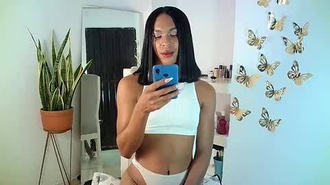 Rosalinda online show from February 22, 2025, 5:12 am