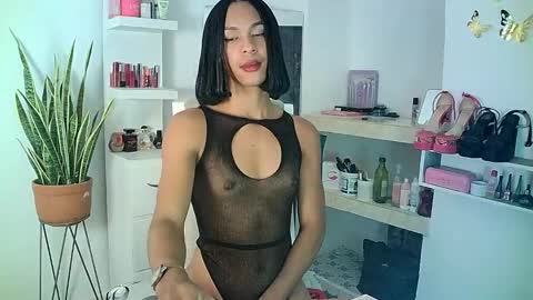 Rosalinda online show from March 6, 2025, 9:36 am