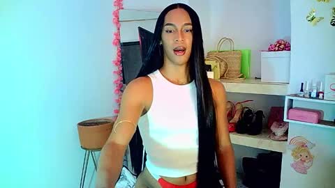 Snapshot of rosalindasexy chatting on October 8, 2025, 4:43 am Rosalinda online show from October 8, 2025, 4:43 am