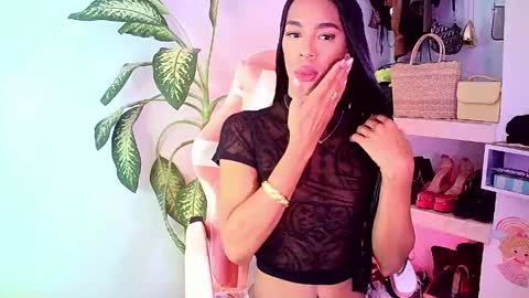 Rosalinda online show from May 3, 2026, 7:14 am