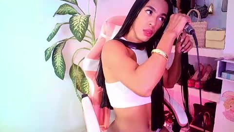 Rosalinda online show from May 4, 2026, 5:36 am