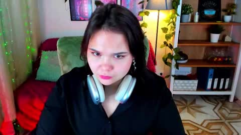 Rosaline online show from February 14, 2026, 11:51 am