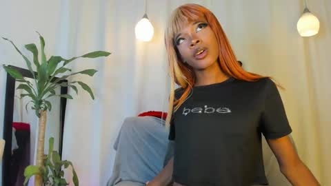 Snapshot of rosaly_rodman chatting on October 15, 2025, 1:55 pm rosaly_rodman online show from October 15, 2025, 1:55 pm